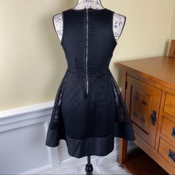 Romeo & Juliet Couture Solid Mesh Hollowed Sleeveless Dress - Picture 4 of 8